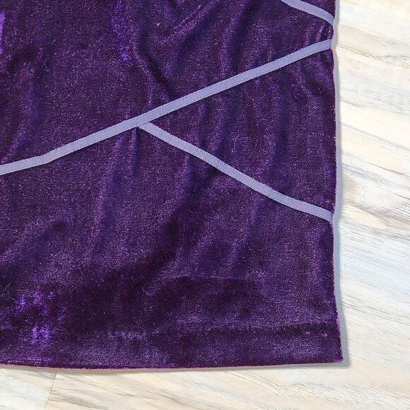 🔹️Urban Outfitters Silence + Noise Plum Velvet Strapless Cocktail Dress Small - Picture 7 of 12